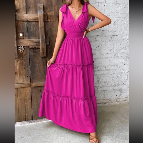 Boho tie shoulder layered hem maxi dress - Picture 2 of 6